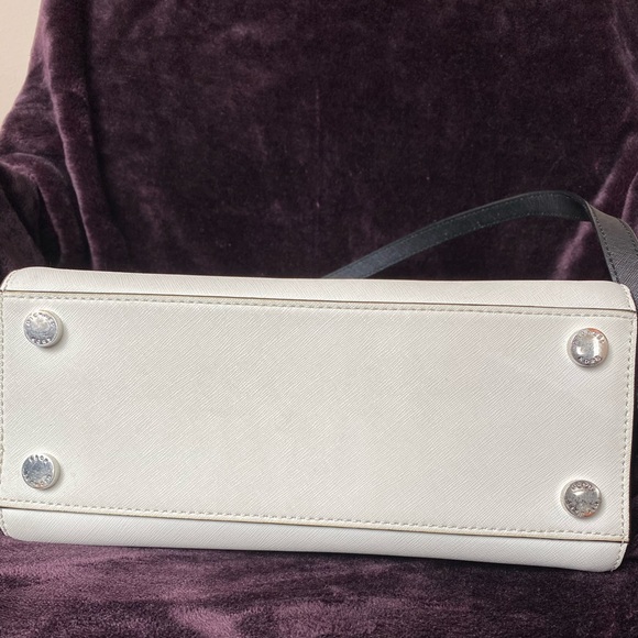 Michael Kors Medium Size Bag - Picture 9 of 13